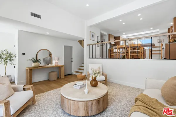 4800 LA VILLA MARINA C