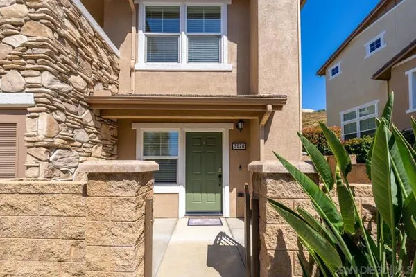 3028 COLE GRADE DR