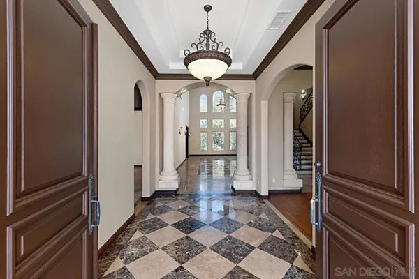 3745 VISTA POINTE