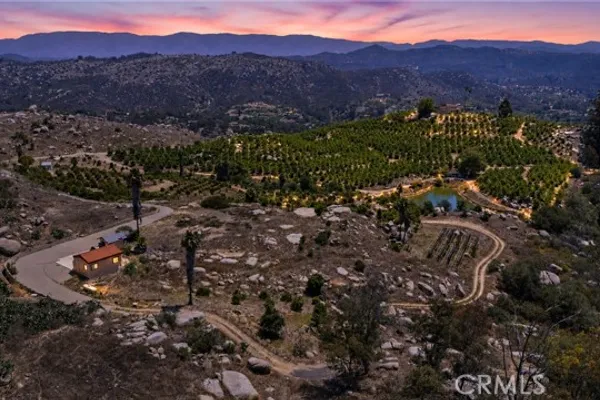 1252 RANCHO LUISENO RD