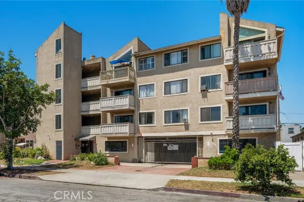 1723 CEDAR AVE 103