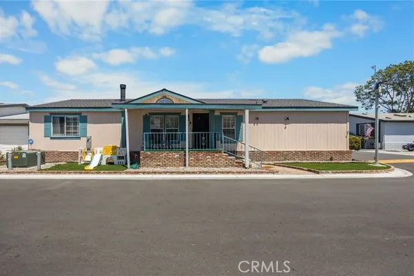 19127 PIONEER BLVD SPC 63