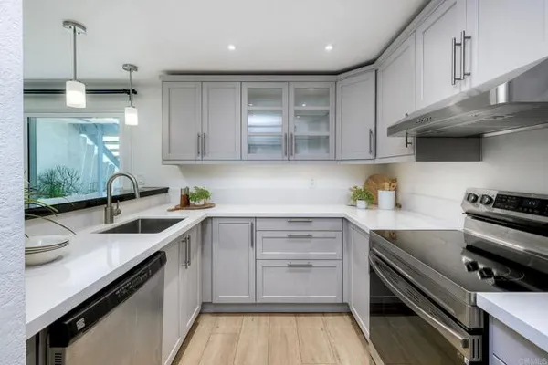 4024 CRYSTAL DAWN LN 103