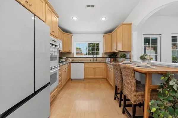 3680 AZURE CIR
