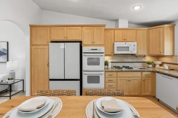 3680 AZURE CIR