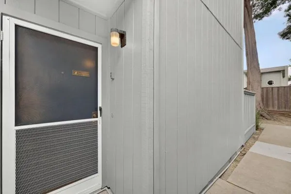 4251 SEA PINES CT