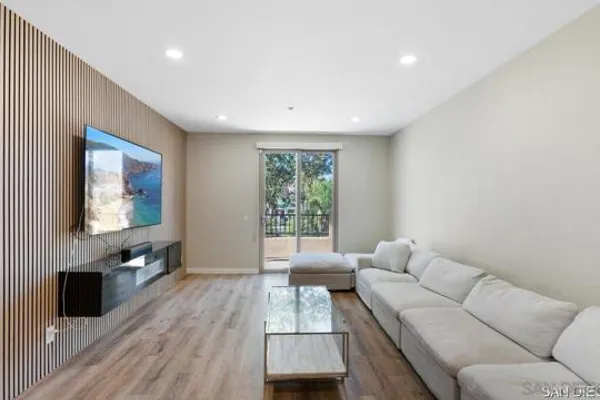 8301 RIO SAN DIEGO DR 7