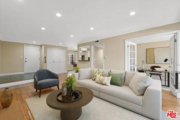 12321 OCEAN PARK BLVD 2