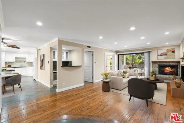 12321 OCEAN PARK BLVD 2