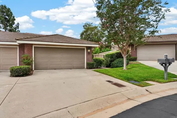 4233 LOS PADRES DR
