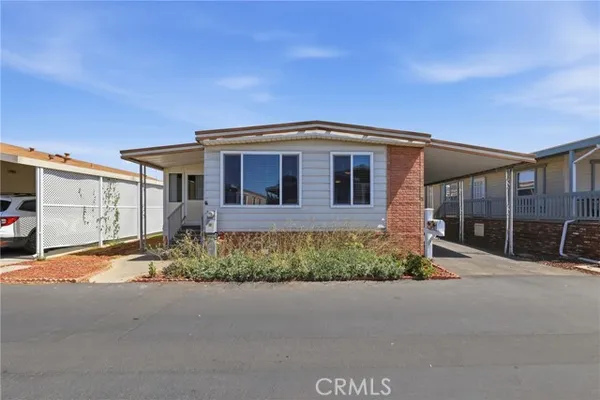 1201 W VALENCIA DR SPC 69