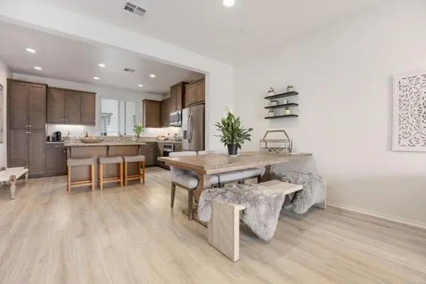 2227 SOLARA LN