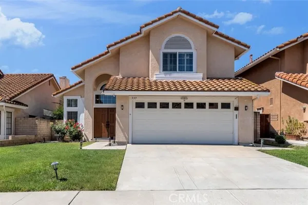 537 SAVONA WAY