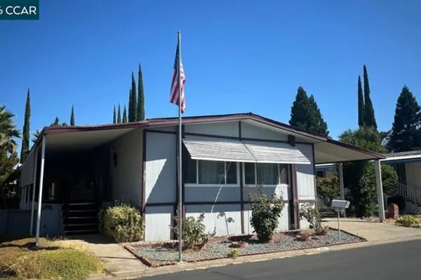 367 RAVINE CIR