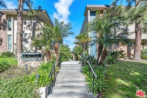 4716 LA VILLA MARINA C