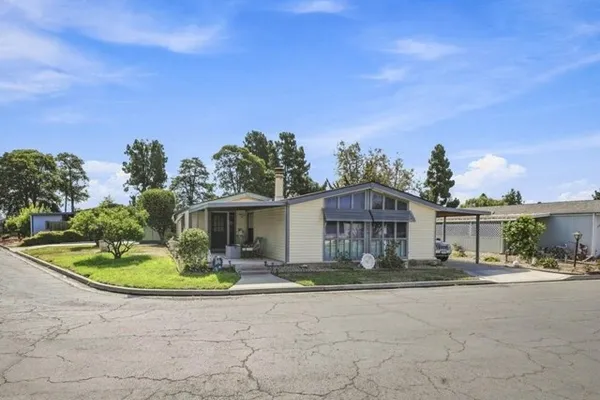519 W TAYLOR ST SPC 293