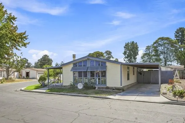 519 W TAYLOR ST SPC 293