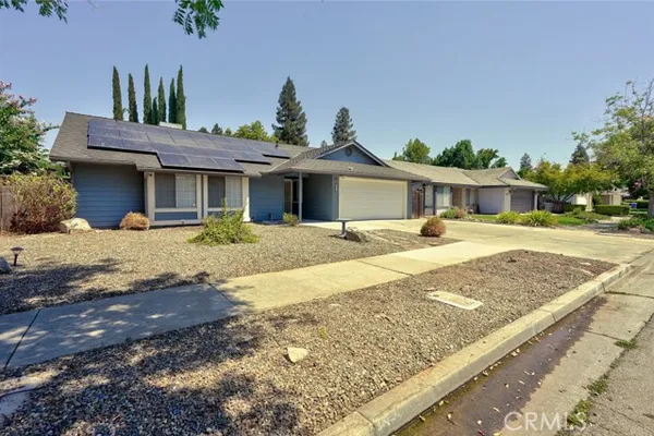 1111 E DONNA DR