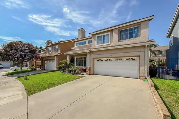 2710 TITANIA PL