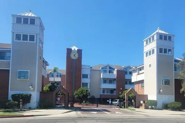 865 S B ST A-1
