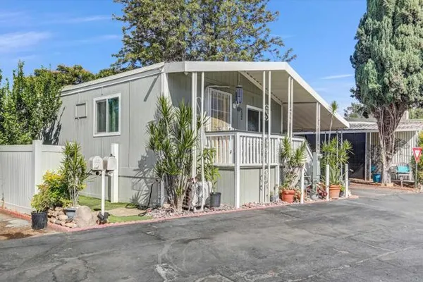 351 E BRADLEY AVE SPC 132