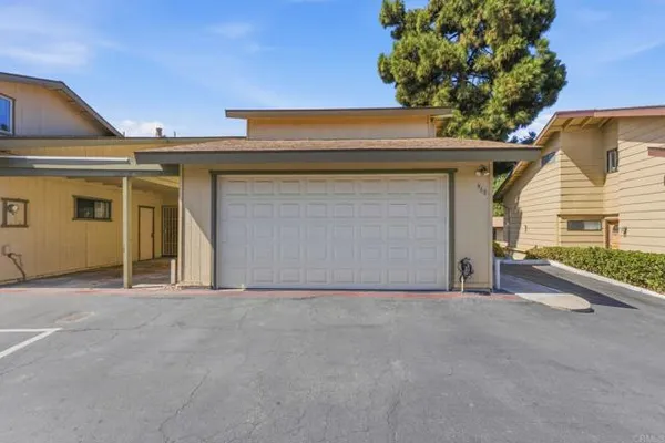 968 MARLIN DR