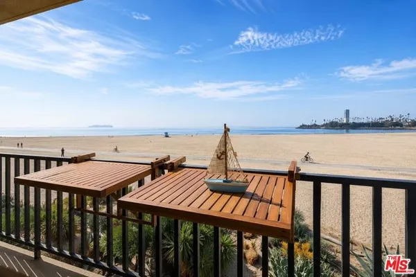 1140 E OCEAN BLVD 235