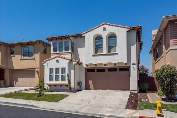3301 TERRACE RDG