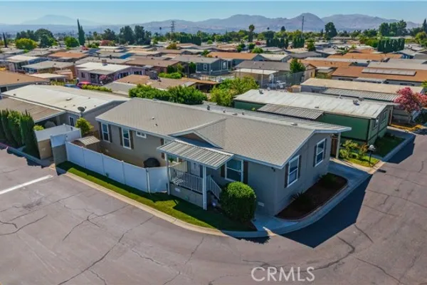 2151 W RIALTO AVE SPC 85