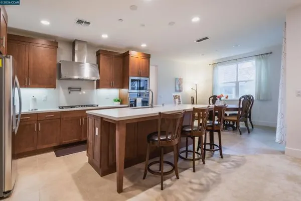 7132 CALISTOGA LN