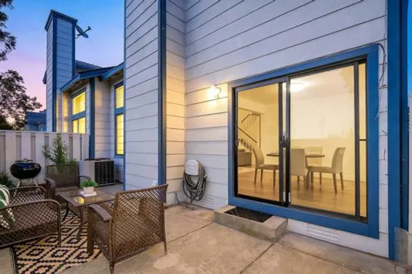 418 DOHRMANN LN