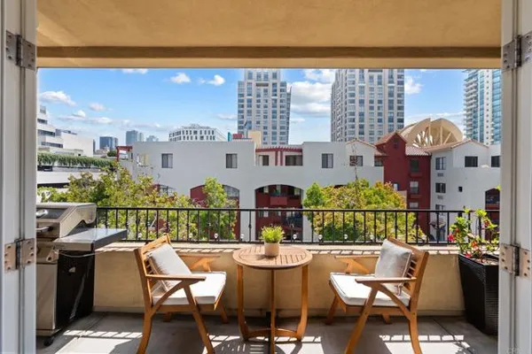 301 W G ST 409