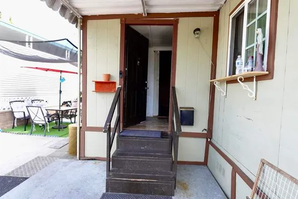 200 OLIVE AVE SPC 27