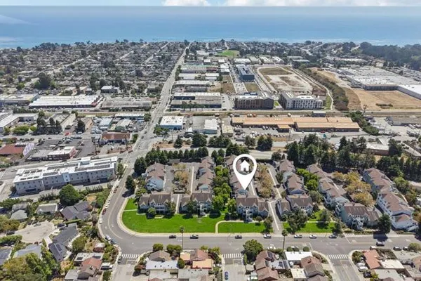 41 GRANDVIEW ST 907