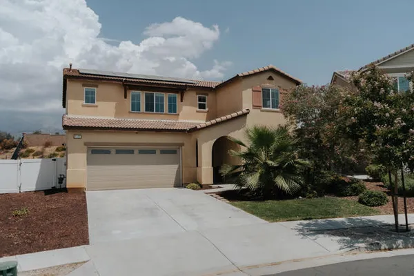 1165 HERITAGE DR