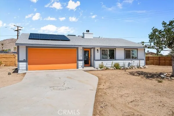 61776 CALLE LOS AMIGOS