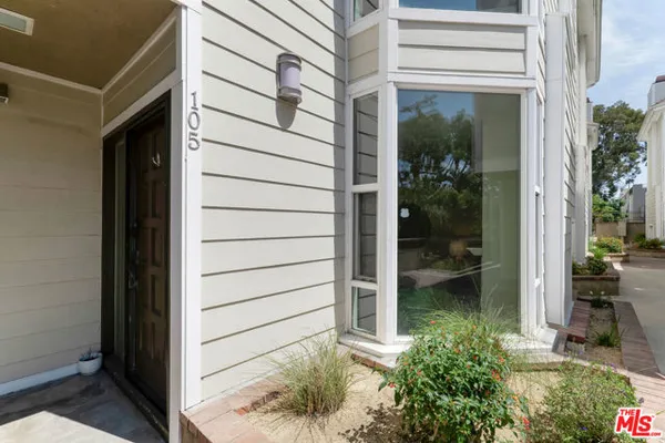 1717 STONER AVE 105