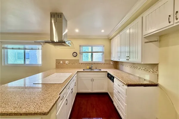 415 2ND ST