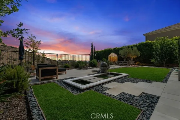 24347 W STONE BND
