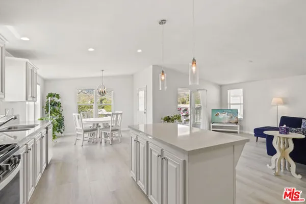 30473 MULHOLLAND HWY 174