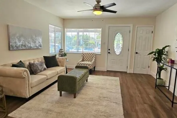 89 BRUNO AVE