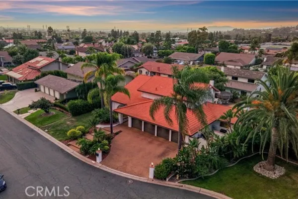 17991 PRADO CIR