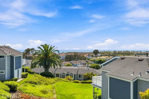 2127 AVENIDA ESPADA 210