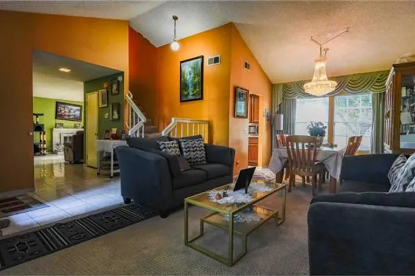 1977 EL CAJON CIR