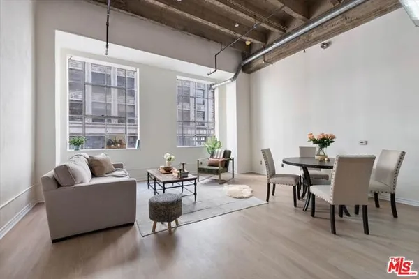 312 W 5TH ST 222
