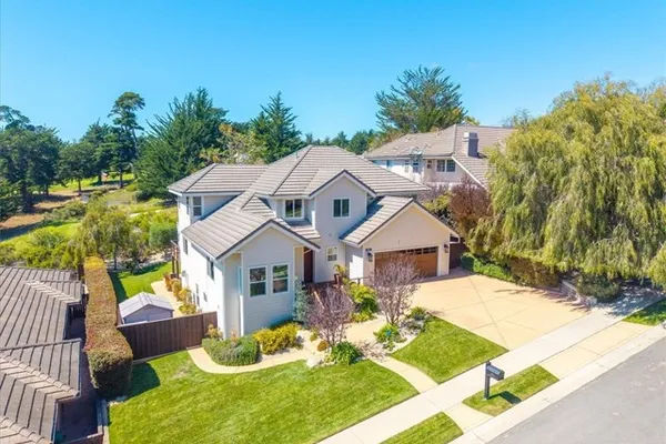 884 AUKLET CT