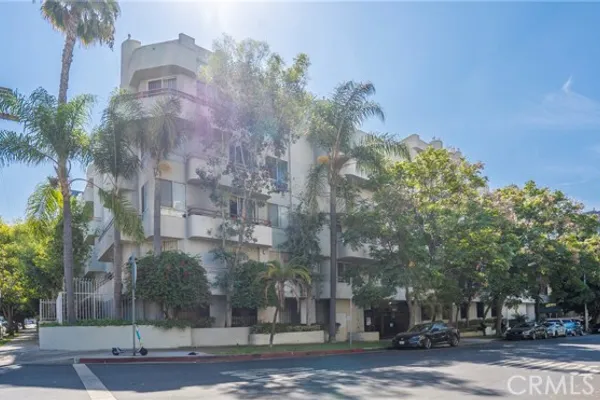 500 S BERENDO ST 102