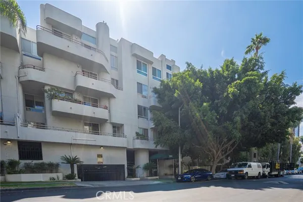 500 S BERENDO ST 102