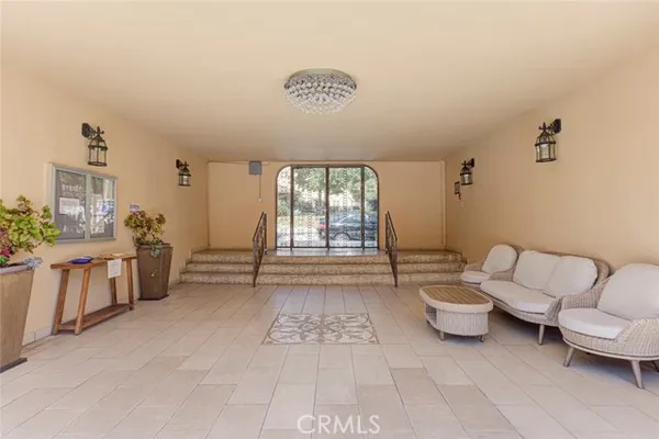 3220 ALTURA AVE 217