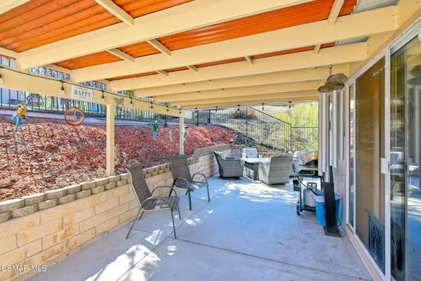193 LITTLE JOHN LN